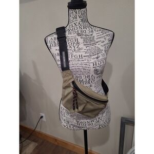 Belt bag w/secure mobile phone pocket roomy pouch hiking shopping by Like Dreams